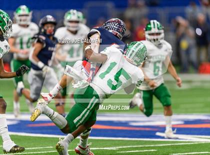 Thumbnail 3 in Wimberley vs Cuero UIL 4A D2 Regional Playoff photogallery.