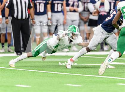Thumbnail 3 in Wimberley vs Cuero UIL 4A D2 Regional Playoff photogallery.