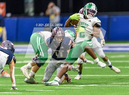 Thumbnail 2 in Wimberley vs Cuero UIL 4A D2 Regional Playoff photogallery.