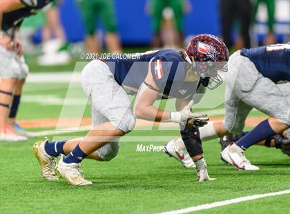 Thumbnail 2 in Wimberley vs Cuero UIL 4A D2 Regional Playoff photogallery.