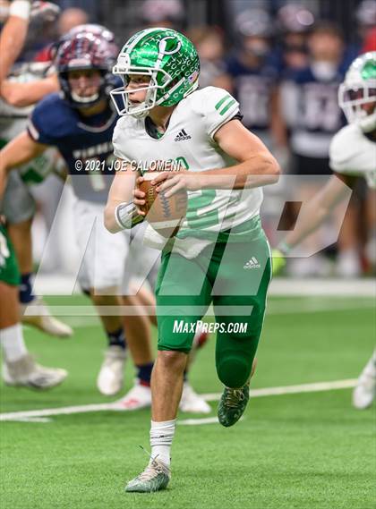 Thumbnail 2 in Wimberley vs Cuero UIL 4A D2 Regional Playoff photogallery.