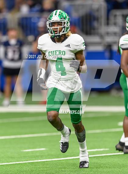 Thumbnail 3 in Wimberley vs Cuero UIL 4A D2 Regional Playoff photogallery.