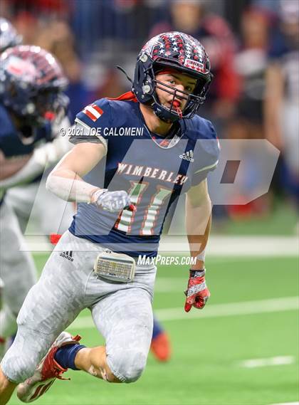 Thumbnail 2 in Wimberley vs Cuero UIL 4A D2 Regional Playoff photogallery.