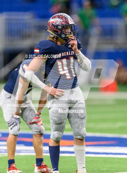 Thumbnail 2 in Wimberley vs Cuero UIL 4A D2 Regional Playoff photogallery.