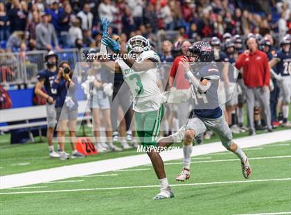 Thumbnail 2 in Wimberley vs Cuero UIL 4A D2 Regional Playoff photogallery.