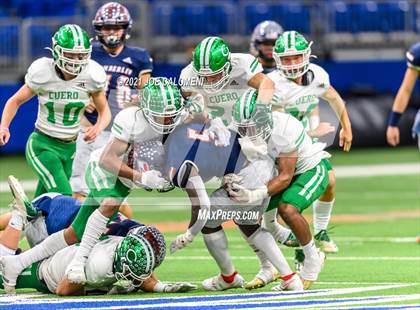 Thumbnail 2 in Wimberley vs Cuero UIL 4A D2 Regional Playoff photogallery.