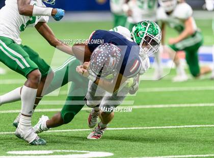 Thumbnail 3 in Wimberley vs Cuero UIL 4A D2 Regional Playoff photogallery.