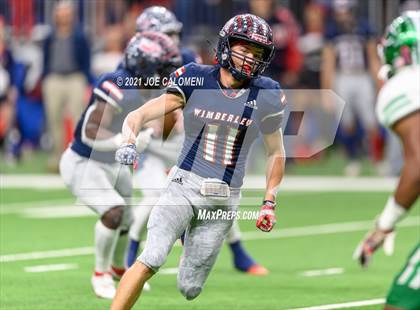 Thumbnail 1 in Wimberley vs Cuero UIL 4A D2 Regional Playoff photogallery.
