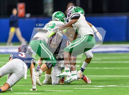 Thumbnail 3 in Wimberley vs Cuero UIL 4A D2 Regional Playoff photogallery.
