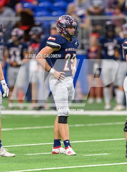 Thumbnail 3 in Wimberley vs Cuero UIL 4A D2 Regional Playoff photogallery.
