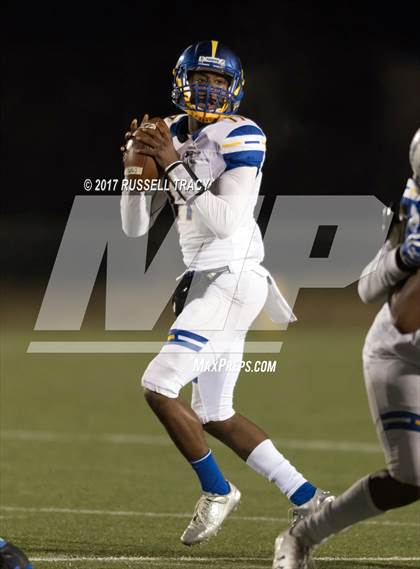 Thumbnail 3 in Landstown vs. Oscar Smith (VHSL 6A Third Round) photogallery.