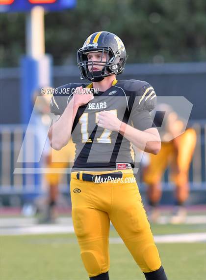 Thumbnail 3 in Brennan vs Taft  photogallery.