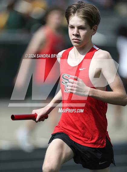 Thumbnail 3 in Independence Track Meet photogallery.