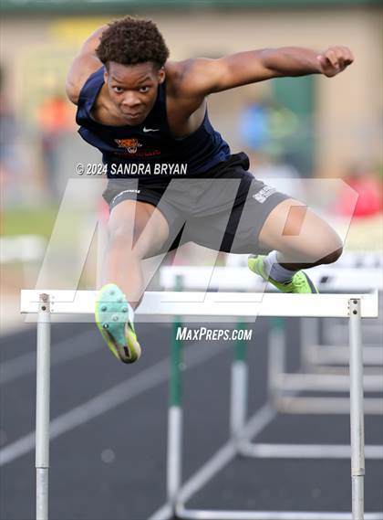 Thumbnail 3 in Independence Track Meet photogallery.