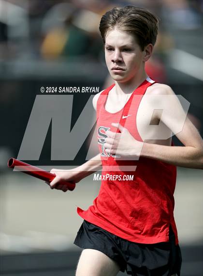 Thumbnail 1 in Independence Track Meet photogallery.