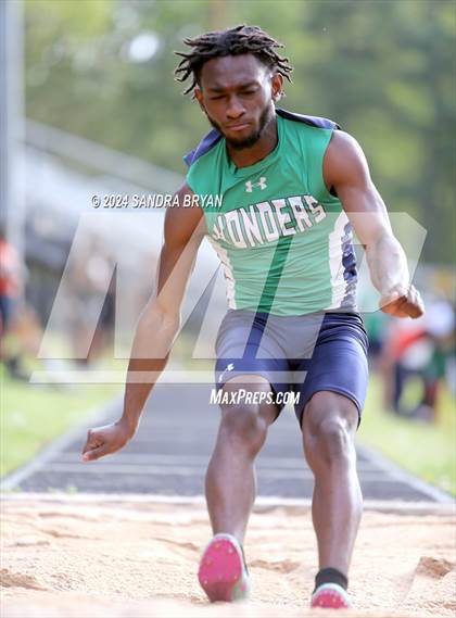 Thumbnail 3 in Independence Track Meet photogallery.