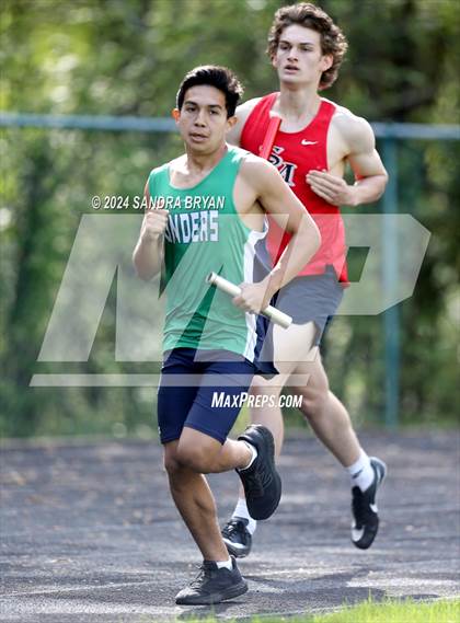 Thumbnail 1 in Independence Track Meet photogallery.