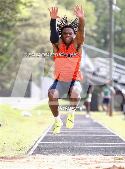 Thumbnail 3 in Independence Track Meet photogallery.