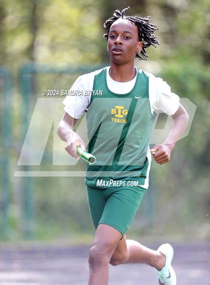 Thumbnail 1 in Independence Track Meet photogallery.
