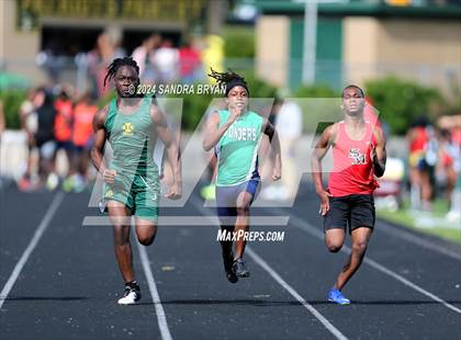Thumbnail 3 in Independence Track Meet photogallery.