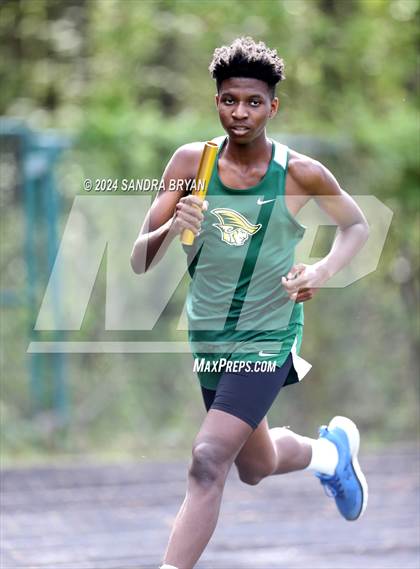 Thumbnail 3 in Independence Track Meet photogallery.