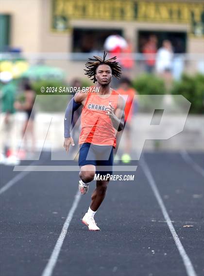 Thumbnail 1 in Independence Track Meet photogallery.