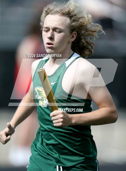 Thumbnail 2 in Independence Track Meet photogallery.