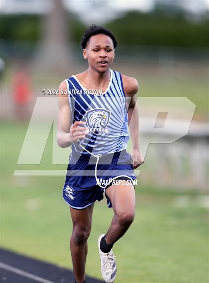 Thumbnail 1 in Independence Track Meet photogallery.