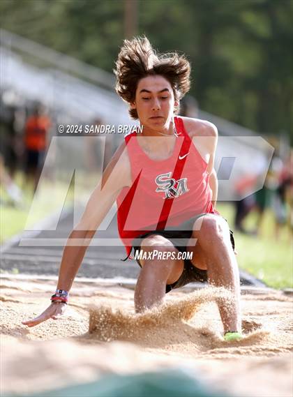 Thumbnail 3 in Independence Track Meet photogallery.