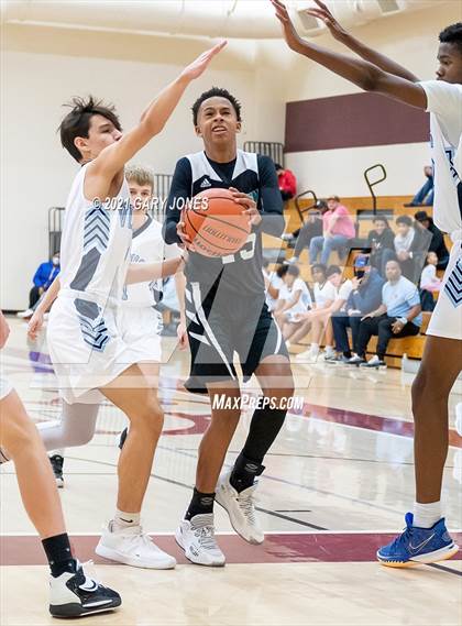 Thumbnail 1 in Sheldon vs Pleasant Valley (Whitney Winter Classic) photogallery.