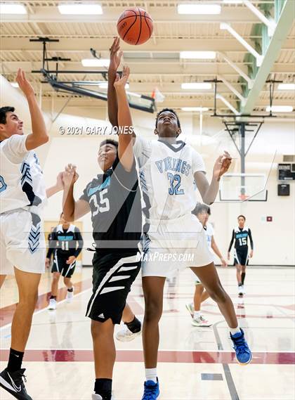 Thumbnail 2 in Sheldon vs Pleasant Valley (Whitney Winter Classic) photogallery.