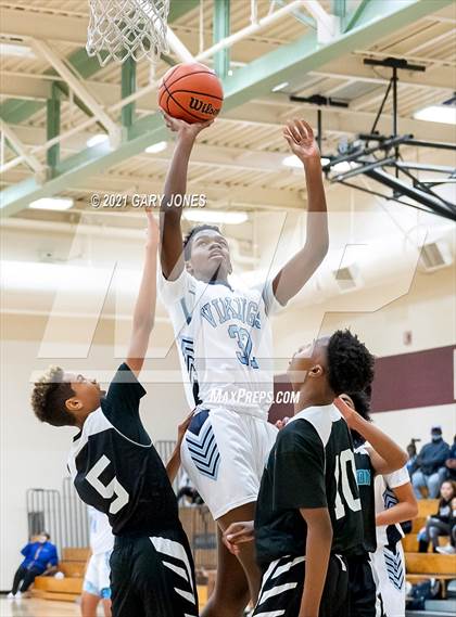 Thumbnail 2 in Sheldon vs Pleasant Valley (Whitney Winter Classic) photogallery.