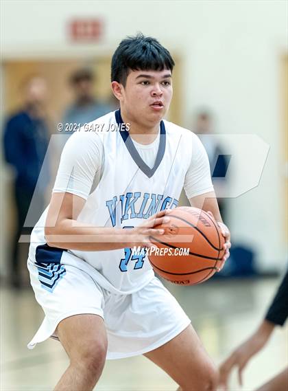 Thumbnail 2 in Sheldon vs Pleasant Valley (Whitney Winter Classic) photogallery.