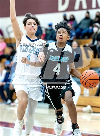 Thumbnail 2 in Sheldon vs Pleasant Valley (Whitney Winter Classic) photogallery.