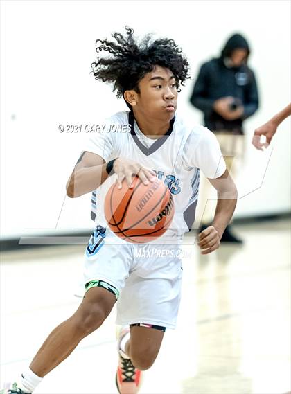 Thumbnail 1 in Sheldon vs Pleasant Valley (Whitney Winter Classic) photogallery.