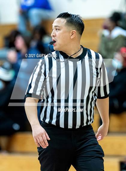 Thumbnail 3 in Sheldon vs Pleasant Valley (Whitney Winter Classic) photogallery.