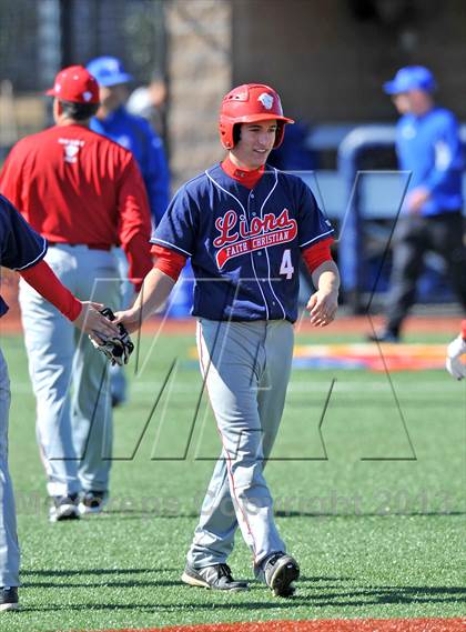 Thumbnail 2 in Faith Christian vs Trinity Christian (Texas Private School Classic) photogallery.