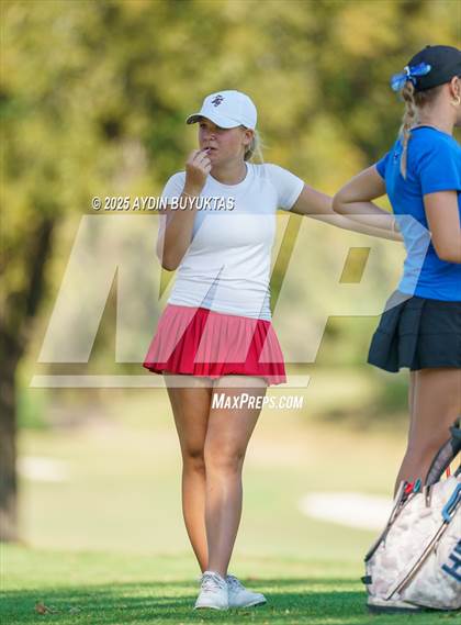 Thumbnail 3 in Bear Creek Fall Preview photogallery.