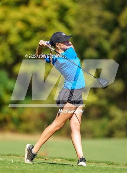 Thumbnail 3 in Bear Creek Fall Preview photogallery.