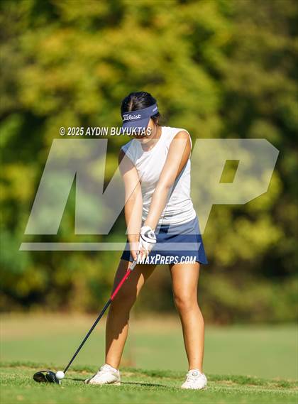 Thumbnail 2 in Bear Creek Fall Preview photogallery.