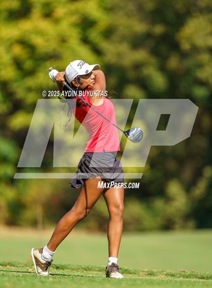 Thumbnail 3 in Bear Creek Fall Preview photogallery.