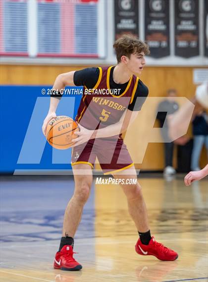 Thumbnail 1 in Windsor vs Grandview photogallery.