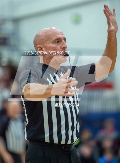 Thumbnail 2 in Windsor vs Grandview photogallery.