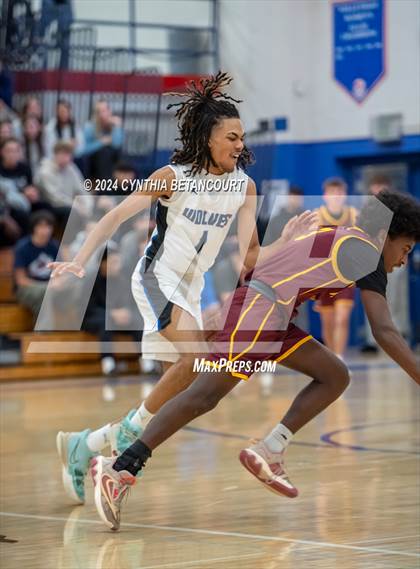 Thumbnail 2 in Windsor vs Grandview photogallery.