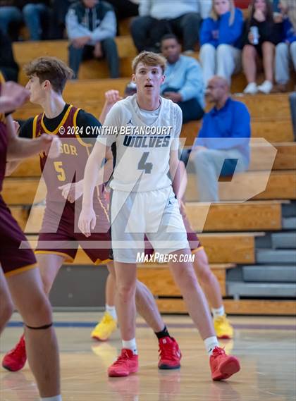 Thumbnail 2 in Windsor vs Grandview photogallery.