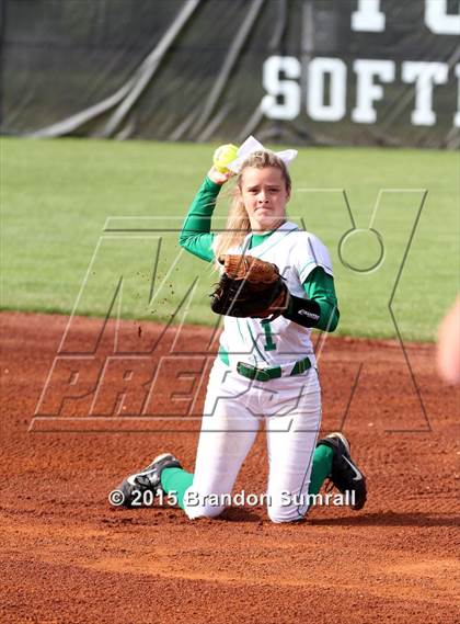 Thumbnail 3 in Chilton County vs Holtville (Prattville Christian Academy Classic) photogallery.