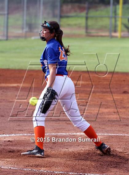 Thumbnail 3 in Chilton County vs Holtville (Prattville Christian Academy Classic) photogallery.