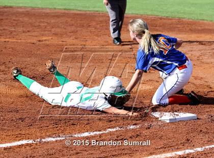 Thumbnail 1 in Chilton County vs Holtville (Prattville Christian Academy Classic) photogallery.