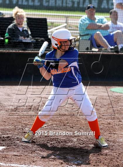 Thumbnail 2 in Chilton County vs Holtville (Prattville Christian Academy Classic) photogallery.