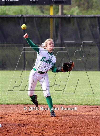 Thumbnail 2 in Chilton County vs Holtville (Prattville Christian Academy Classic) photogallery.